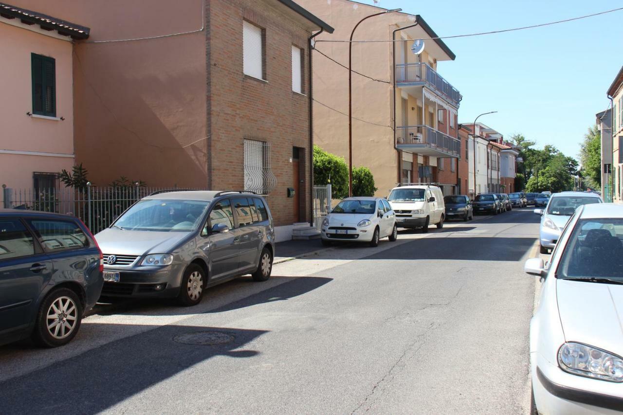 Apartamento Casa Singola A Pochi Passi Dal Centro Storico Rávena Exterior foto